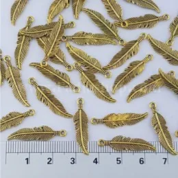 خرجکار چیست و چه تاثیری در زیبایی لباس دارد؟